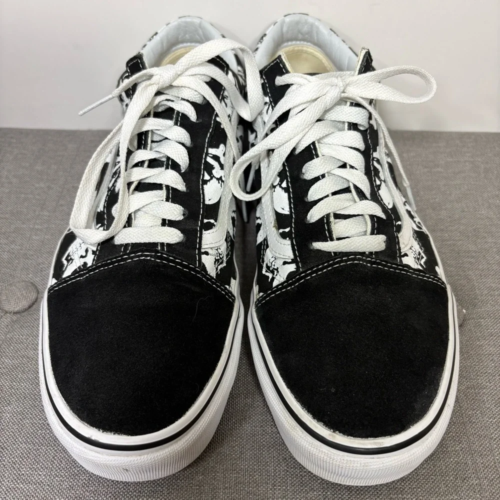 Vans Skull Old Skool Sneakers- men’s 11.5